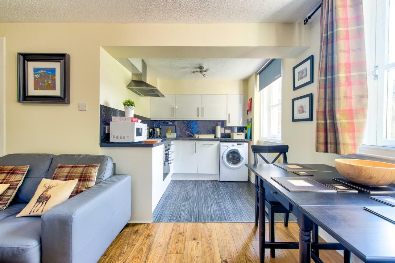 Stunning Studio Apartment Castle View Edimburgo Exterior foto